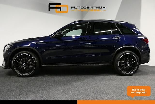 Blauw Occasion 2022 Mercedes GLC300 AMG line SUV | € 52.900 (Iets duurder) - Afbeelding 1/4