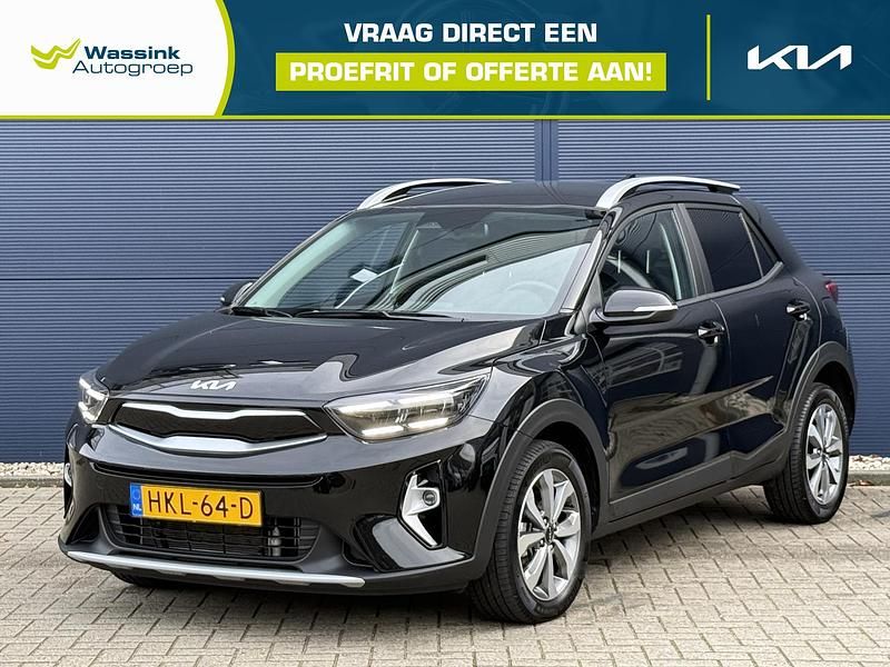 Zwart Occasion 2025 Kia Stonic SUV | € 28.490 (Eerlijke prijs) - Afbeelding 1/4