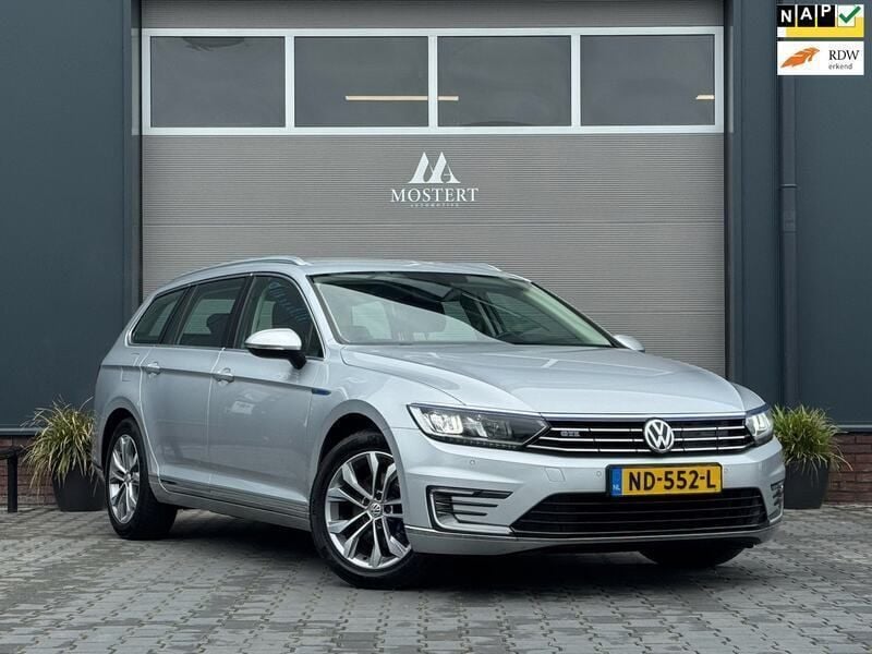 Grijs Gebruikt 2016 VW Passat GTE Stationwagen | € 10.950 (Goede deal) - Afbeelding 1/4