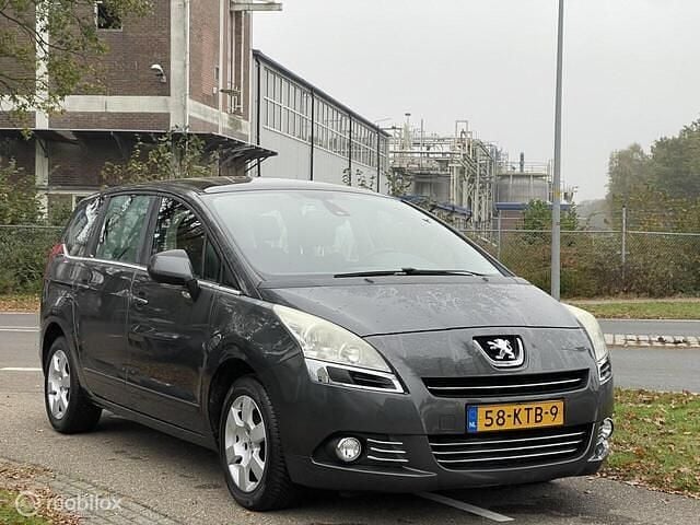 Occasion Peugeot 5008 157 PK (115 kW) 2010 Groen, metallic lak MPV
