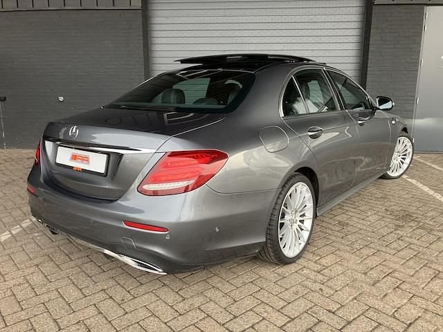 Occasion Mercedes E220 AMG 195 PK (143 kW) 2018 Grijs Sedan