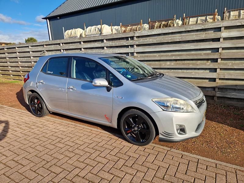 Occasion Toyota Auris 99 PK (72 kW) 2011 Grijs Hatchback
