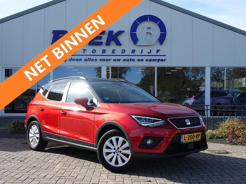 Rood Gebruikt 2021 Seat Arona Business SUV | € 17.945 (Eerlijke prijs) - Afbeelding 1/4