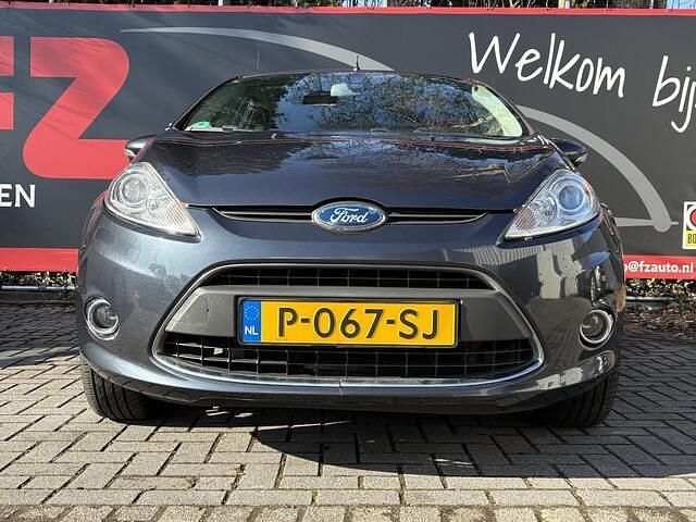 Occasion Ford Fiesta Trend 82 PK (60 kW) 2010 Grijs Hatchback