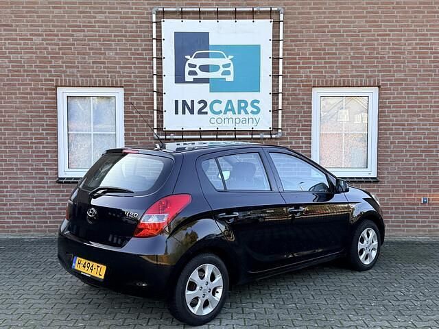 Occasion Hyundai i20 101 PK (74 kW) 2012 Zwart Hatchback