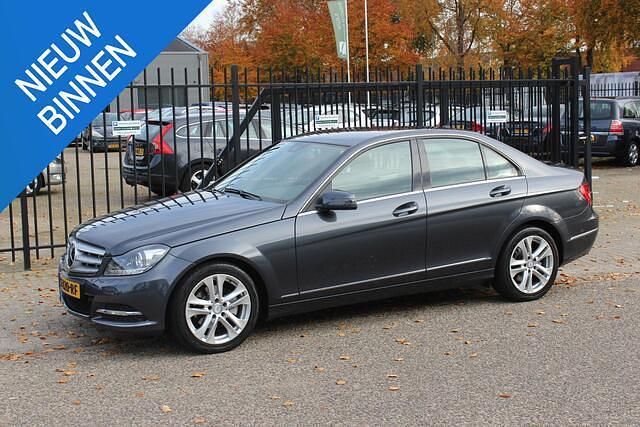 Grijs Gebruikt 2013 Mercedes C200 Avantgarde Sedan | € 18.950 (Duur) - Afbeelding 1/4