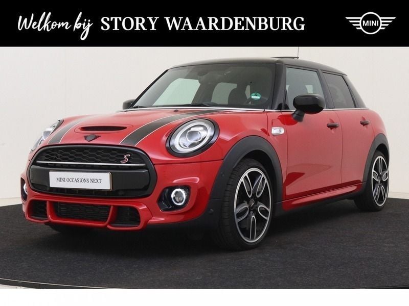 Rood Gebruikt 2021 Mini Cooper S Pepper Hatchback | € 30.495 (Eerlijke prijs) - Afbeelding 1/4