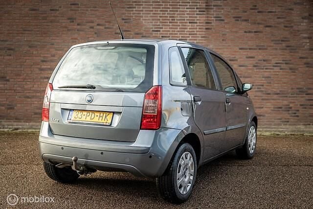 Occasion Fiat Idea Active 95 PK (69 kW) 2004 Grijs MPV
