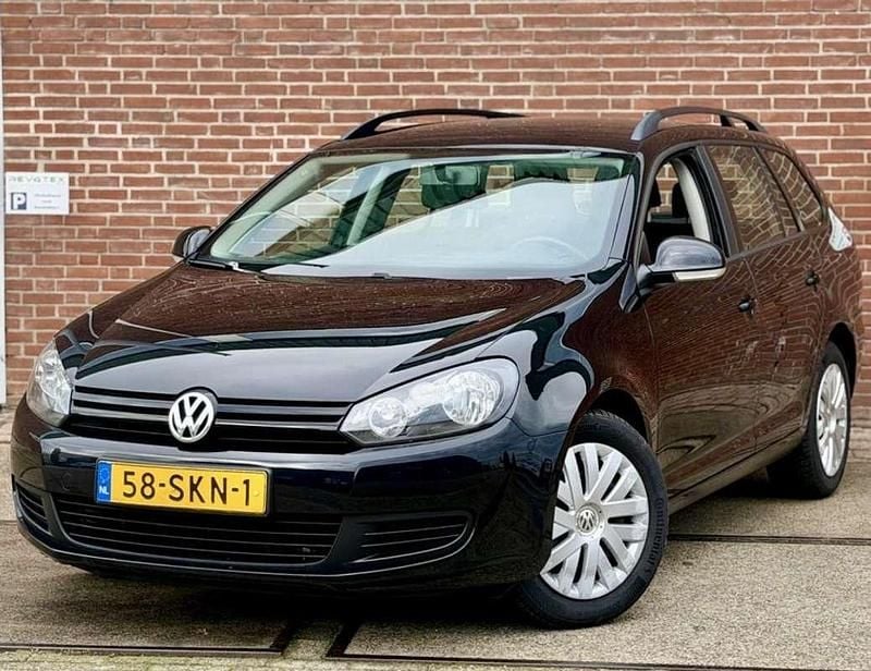Zwart (metallic) Gebruikt 2011 VW Golf VI Trendline Stationwagen | € 3.950 (Super prijs) - Afbeelding 1/4