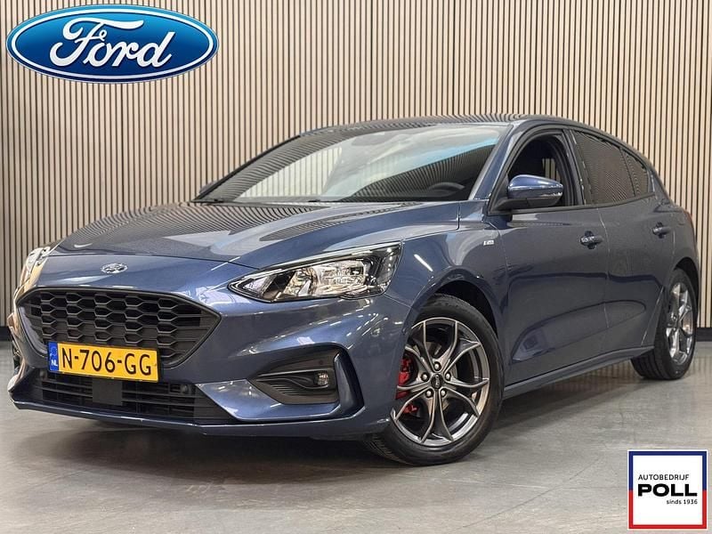Blauw Occasion 2021 Ford Focus ST-Line X Hatchback | € 25.895 (Iets duurder) - Afbeelding 1/4