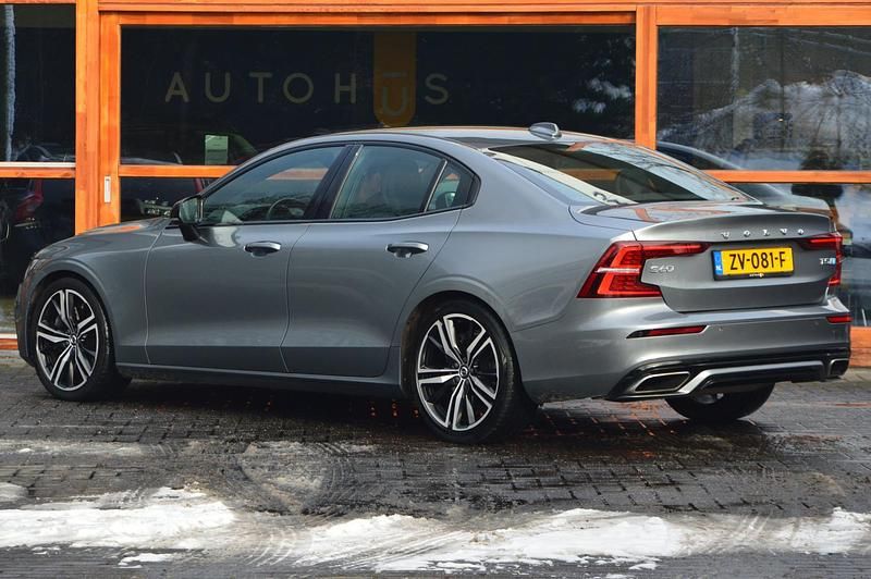 Occasion Volvo S60 R-Design 251 PK (184 kW) 2019 Grijs Sedan
