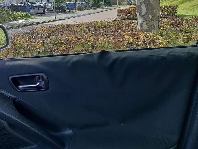 Grijs Gebruikt 2007 Toyota Corolla Verso Sol MPV | € 3.300 (Goede deal) - Afbeelding 1/4