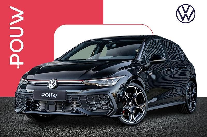 Zwart, metallic lak Nieuw 2025 VW Golf VIII GTI Hatchback | € 59.950 (Iets duurder) - Afbeelding 1/4
