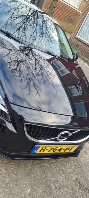 Zwart Gebruikt 2019 Volvo V40 R-Design Stationwagen | € 17.000 - Afbeelding 1/4