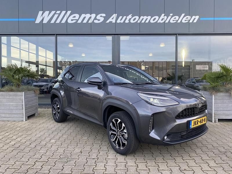Nieuw Toyota Yaris Cross 2025 Grijs SUV