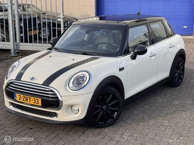 Occasion Mini Cooper Business 136 PK (100 kW) 2015 Wit Hatchback
