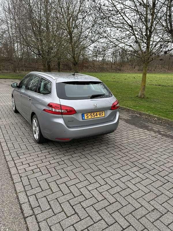 Occasion Peugeot 308 GT-line 131 PK (96 kW) 2018 Grijs MPV