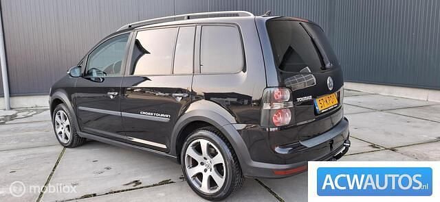 Occasion VW Touran 140 PK (102 kW) 2010 Zwart MPV