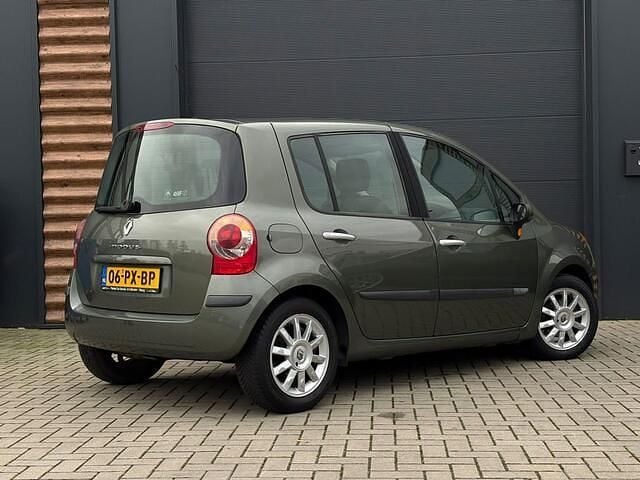 Occasion Renault Modus Dynamique 112 PK (82 kW) 2005 Groen MPV