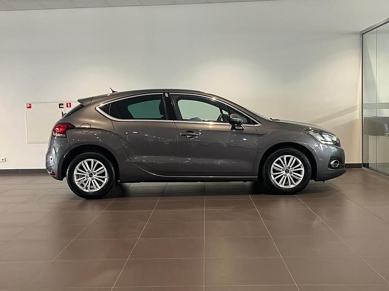 Occasion DS Automobiles DS4 Chic 131 PK (96 kW) 2017 Grijs Hatchback