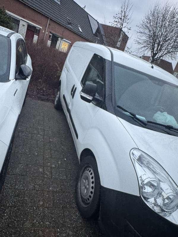 Occasion Opel Combo 95 PK (69 kW) 2017 Beige MPV