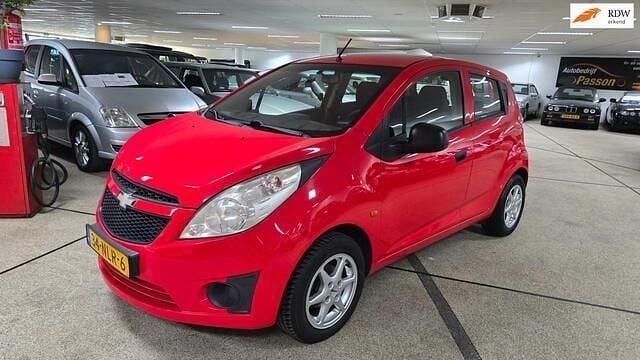 Rood Gebruikt 2010 Chevrolet Spark Hatchback | € 2.750 (Eerlijke prijs) - Afbeelding 1/4