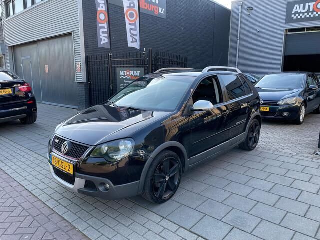 Zwart Gebruikt 2008 VW Polo Cross Hatchback | € 2.499 (Eerlijke prijs) - Afbeelding 1/4