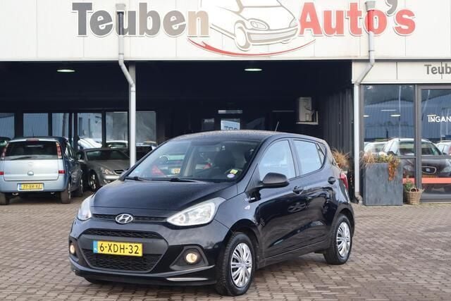 Zwart Gebruikt 2015 Hyundai i10 Hatchback | € 3.985 (Goede deal) - Afbeelding 1/4
