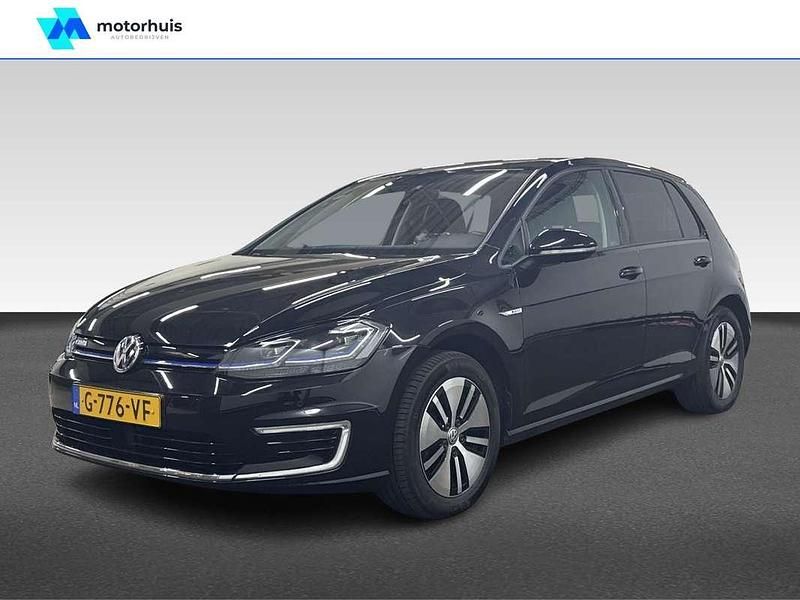 Zwart (metallic) Occasion 2019 VW e-Golf Edition Hatchback | € 12.995 (Goede deal) - Afbeelding 1/4