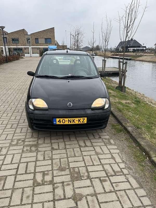 Occasion Fiat Seicento S 54 PK (39 kW) 2003 Zwart Hatchback