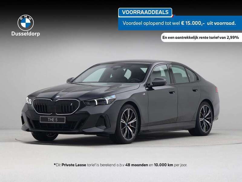 Grijs Nieuw 2024 BMW i5 M Sport Sedan | € 87.171 (Eerlijke prijs) - Afbeelding 1/4