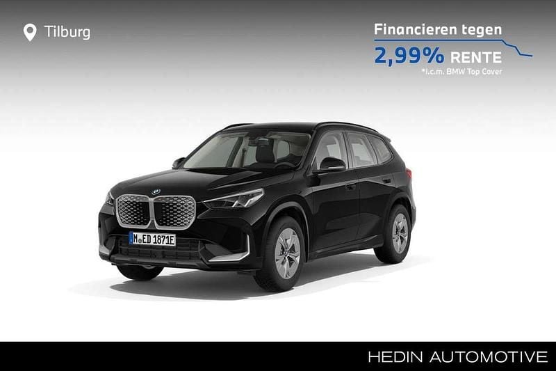 Zwart Nieuw 2025 BMW iX1 SUV | € 51.349 (Super prijs) - Afbeelding 1/4