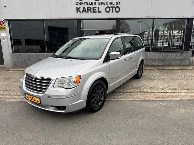 Grijs Gebruikt 2008 Chrysler Grand Voyager Limited MPV | € 10.950 - Afbeelding 1/4