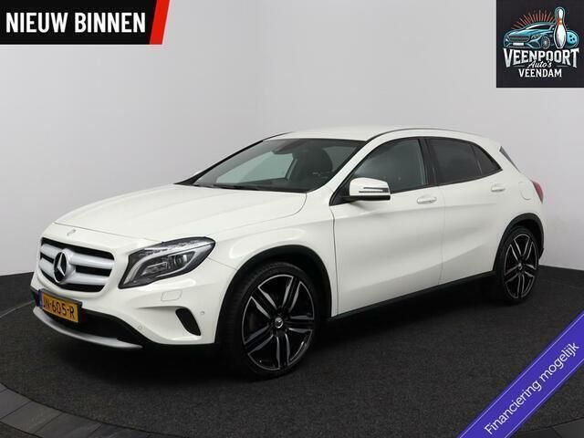 Wit Gebruikt 2015 Mercedes GLA200 SUV | € 14.995 (Eerlijke prijs) - Afbeelding 1/4