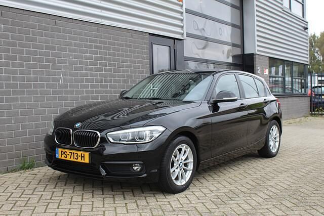 Occasion BMW 118 Executive 136 PK (100 kW) 2017 Zwart Hatchback