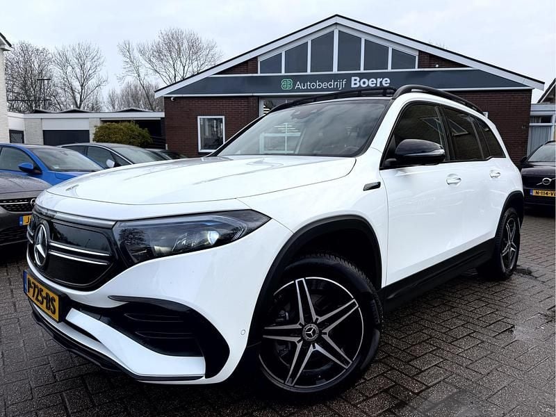 Occasion Mercedes EQB300 AMG line 167 kW (228 PK) 2022 Wit SUV