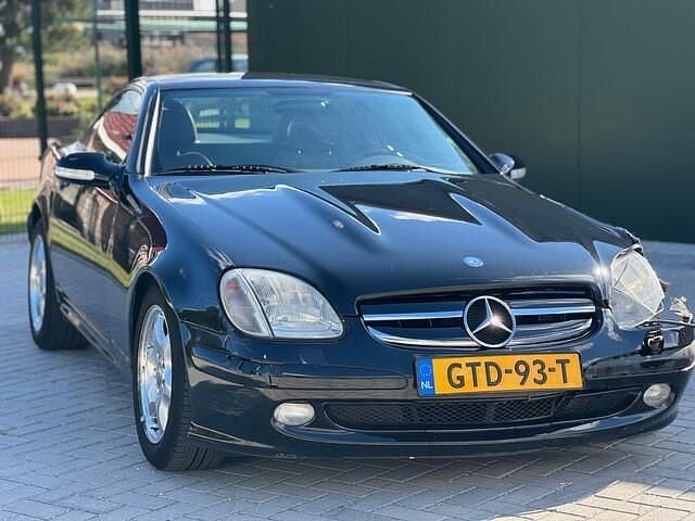 Zwart Gebruikt 2001 Mercedes SLK230 Cabriolet | € 1.495 - Afbeelding 1/4