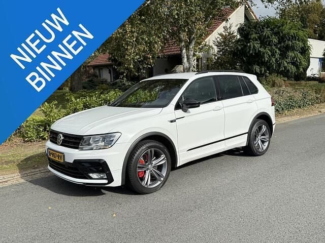 Wit Gebruikt 2016 VW Tiguan R-line SUV | € 22.495 (Iets duurder) - Afbeelding 1/4