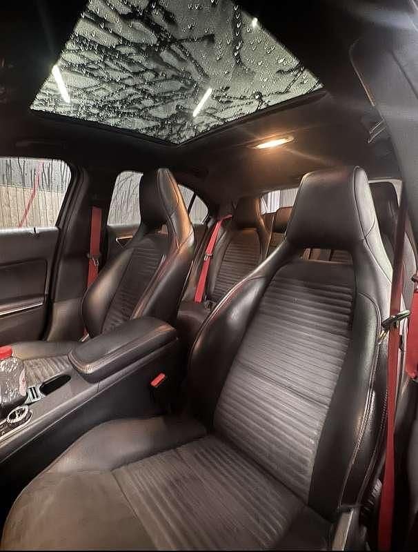 Occasion Mercedes A250 Ambition 211 PK (155 kW) 2013 Zwart Stationwagen