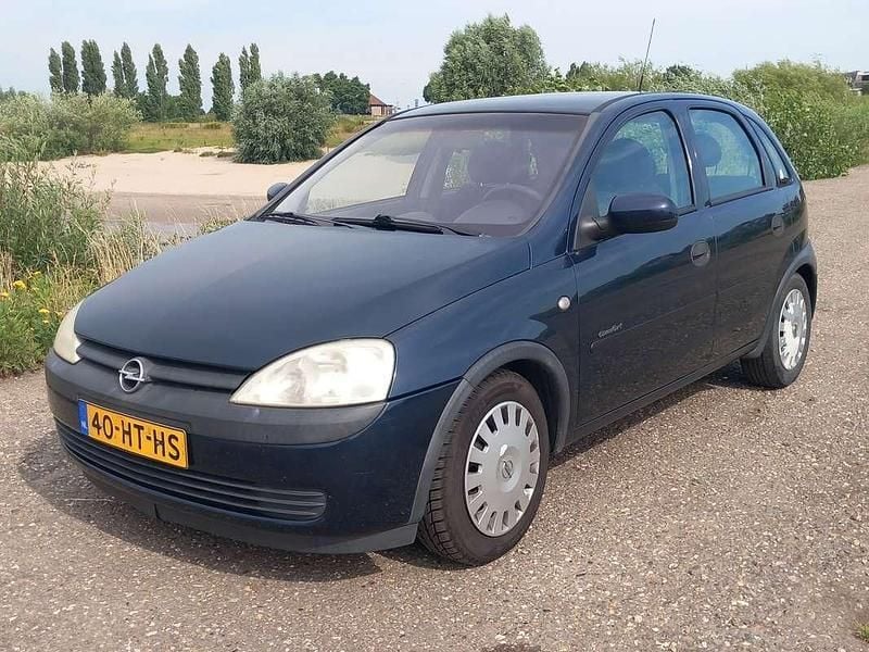 Blauw Gebruikt 2001 Opel Corsa Comfort Hatchback | € 1.150 (Eerlijke prijs) - Afbeelding 1/4