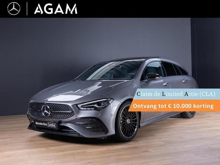 Grijs Gebruikt 2025 Mercedes CLA180 Shooting Brake Edition Stationwagen | € 46.950 - Afbeelding 1/4
