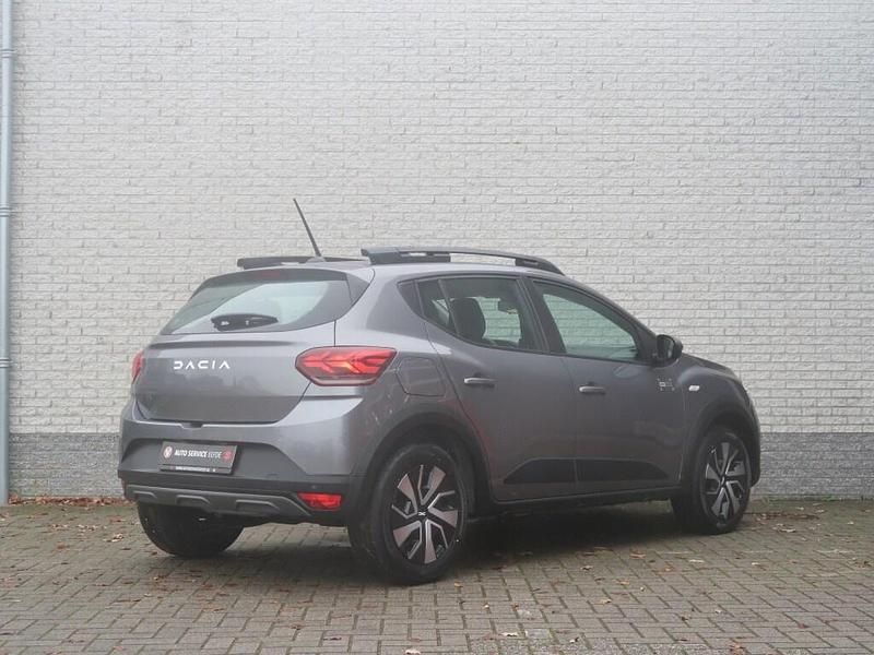 Occasion Dacia Sandero Expression 91 PK (66 kW) 2025 Grijs Hatchback