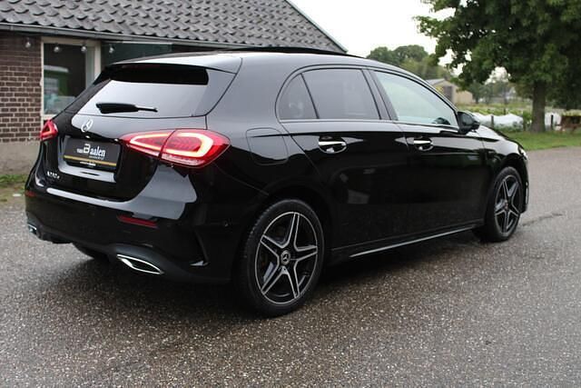Occasion Mercedes A250 Business 262 PK (192 kW) 2021 Zwart (metallic) Hatchback