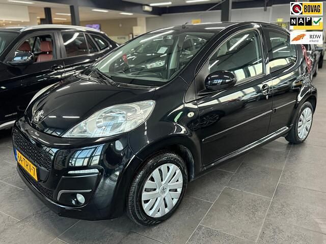 Occasion Peugeot 107 Active 68 PK (50 kW) 2012 Zwart (metallic) Hatchback