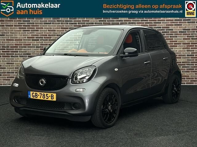Grijs Gebruikt 2015 Smart ForFour Passion Hatchback | € 6.350 (Eerlijke prijs) - Afbeelding 1/4