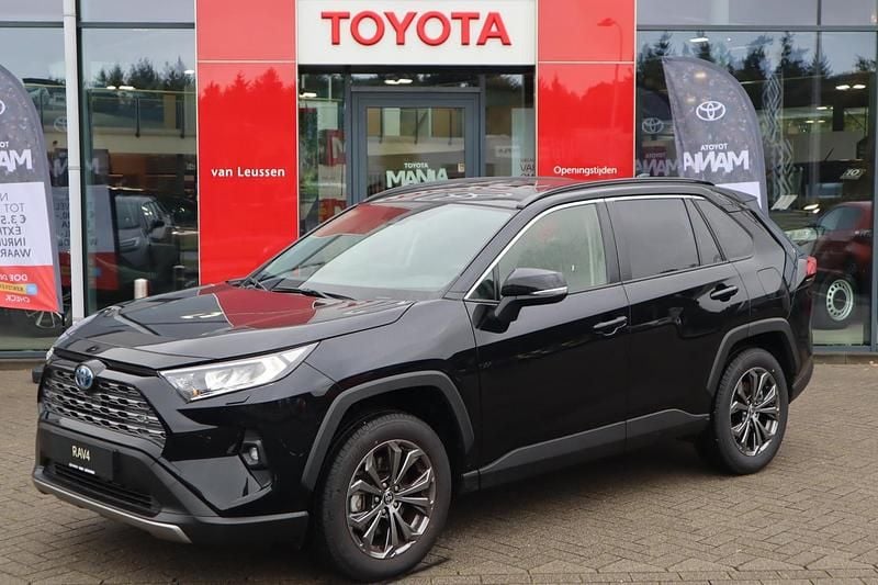 Zwart Gebruikt 2025 Toyota RAV4 Hybrid Style SUV | € 43.999 (Super prijs) - Afbeelding 1/1