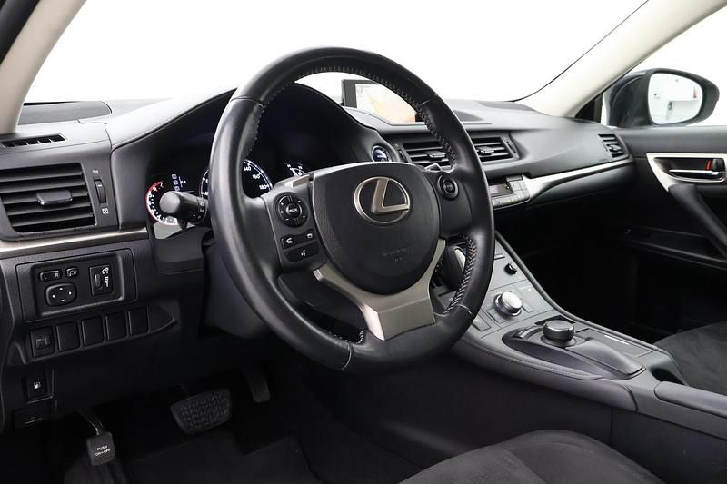 Occasion Lexus CT200h Business Edition 136 PK (100 kW) 2014 Zwart (metallic) Hatchback