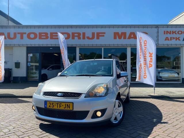 Occasion Ford Fiesta Futura 80 PK (58 kW) 2006 Grijs Hatchback