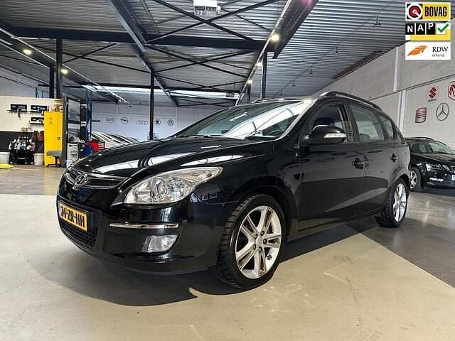 Zwart Gebruikt 2008 Hyundai i30 Stationwagen | € 2.299 (Goede deal) - Afbeelding 1/4