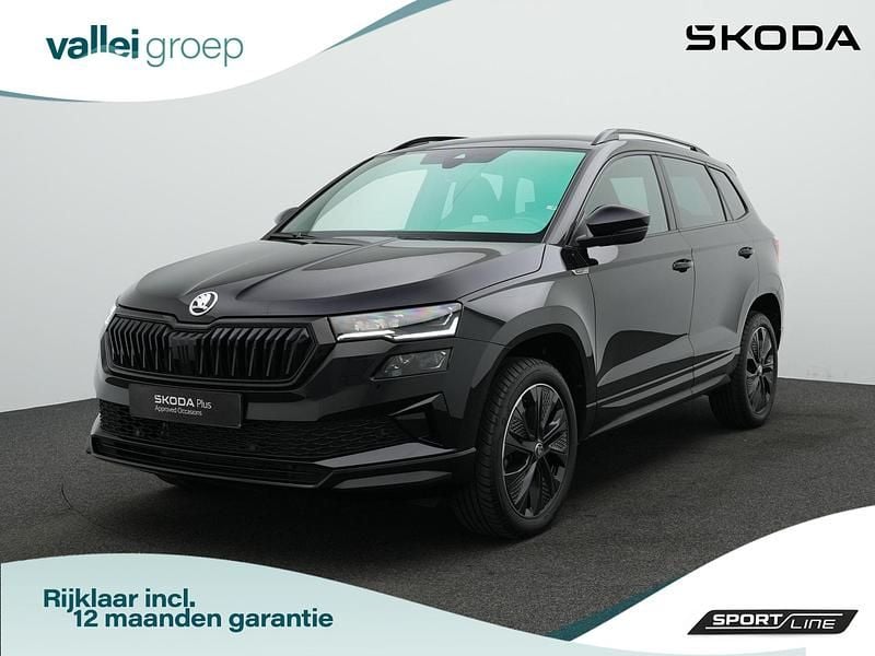 Zwart Gebruikt 2024 Skoda Karoq Business Line SUV | € 39.900 (Eerlijke prijs) - Afbeelding 1/4